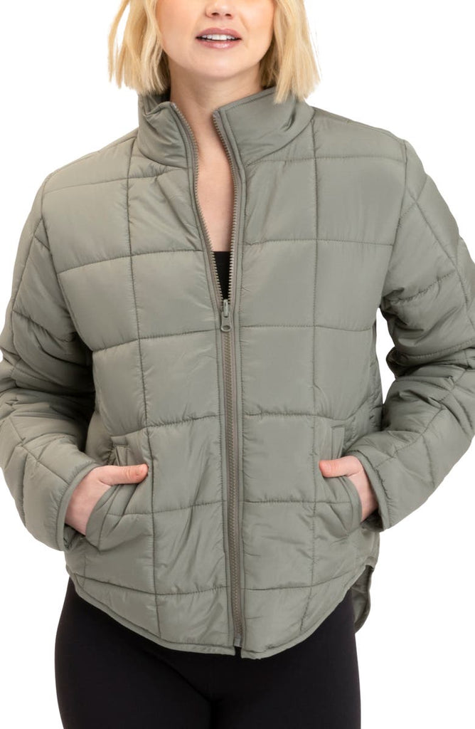 Lightweight Packable Puffer Jacket for Women - Versatile Jackets